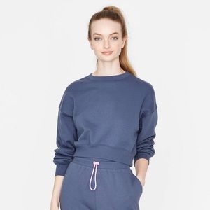 Women’s cropped sweatshirt - wild fable